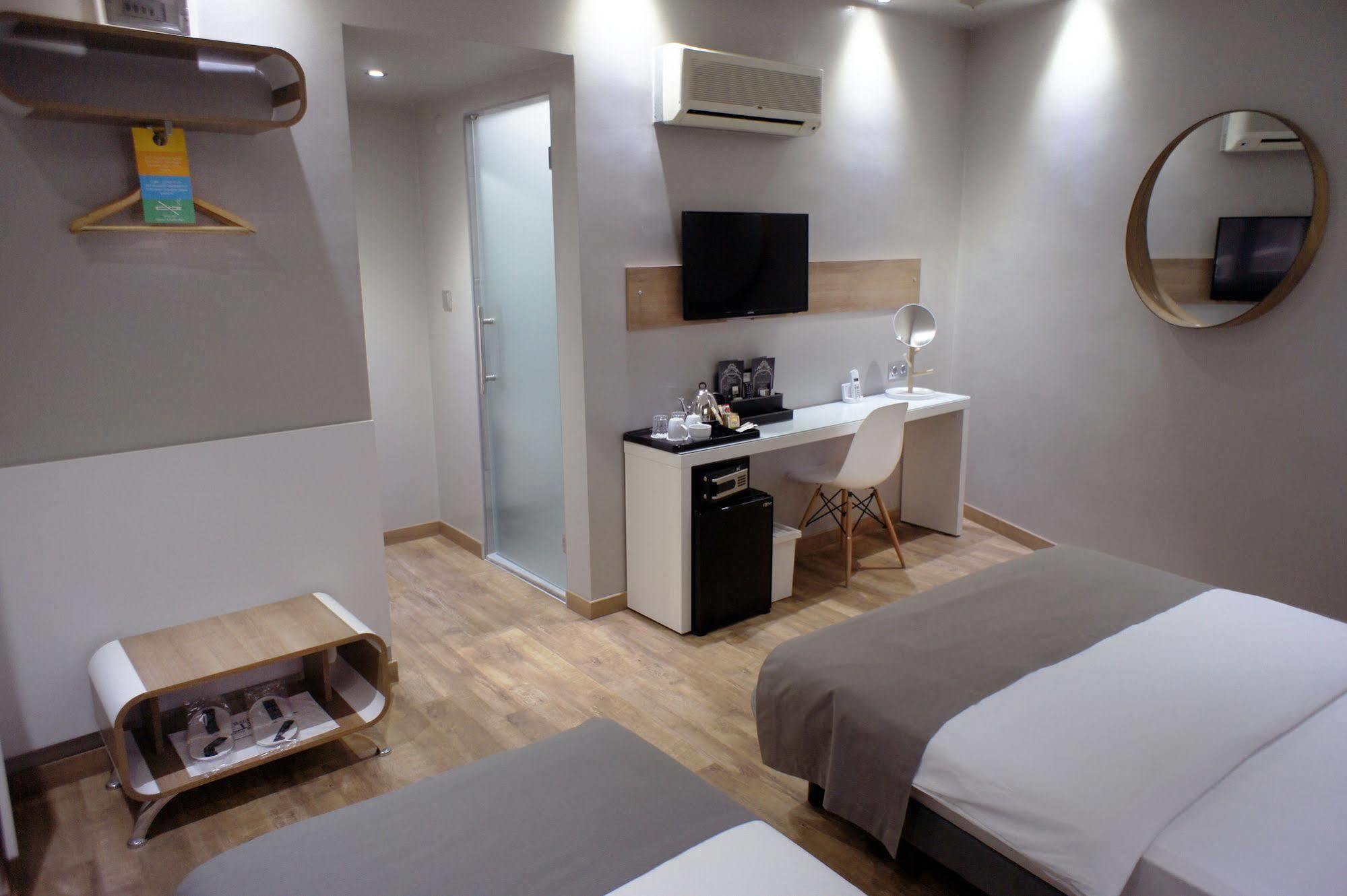 My Dora Hotel Istanbul Bagian luar foto